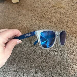 Oakley Frogskins